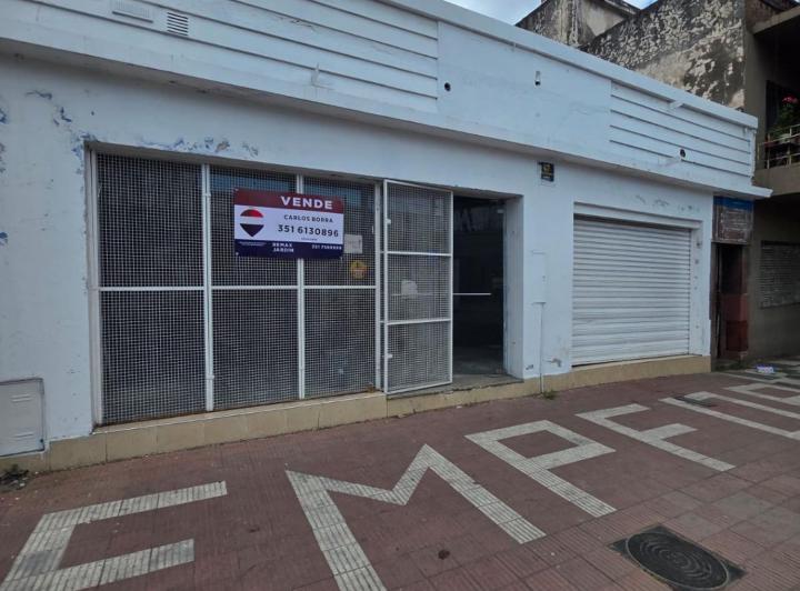 Local comercial · 137m²