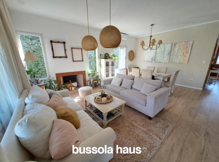 Casa · 139m² · 4 Ambientes · 3 Cocheras