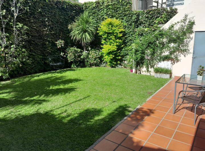 Casa · 160m² · 4 Ambientes · 1 Cochera