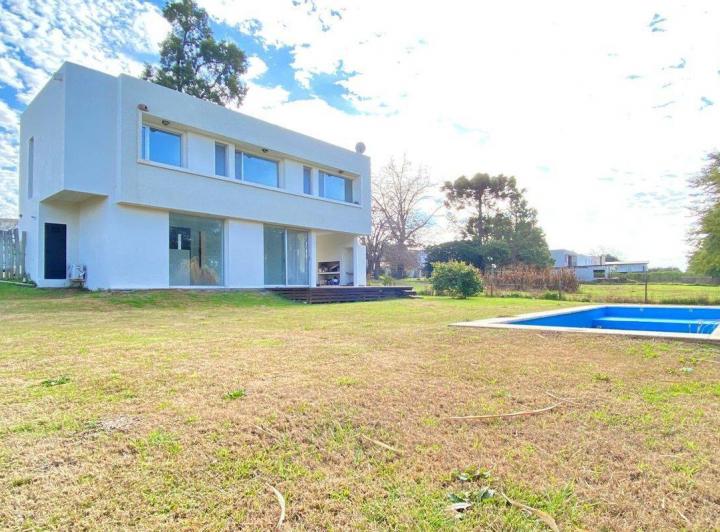Casa · 199m² · 4 Ambientes