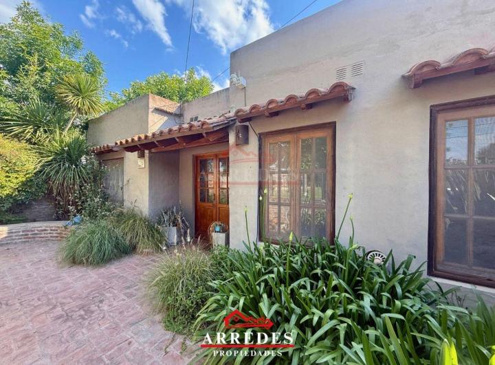 Casa · 183m² · 6 Ambientes
