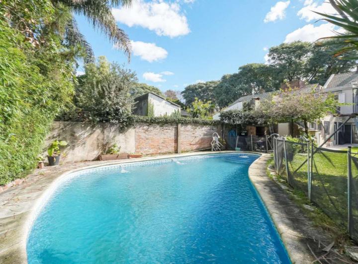 Casa · 269m² · 5 Ambientes · 1 Cochera