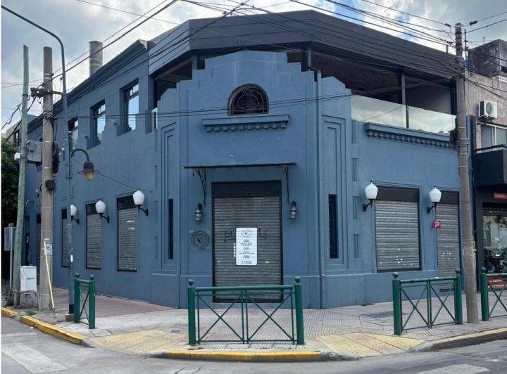 Local comercial · 309m²