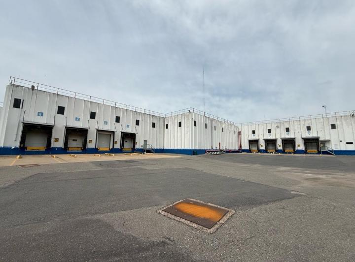 Depósito · 19400m² · 80 Cocheras
