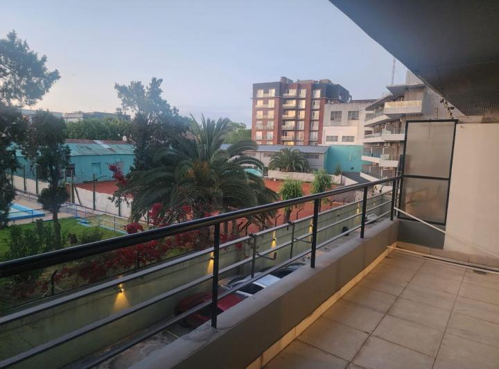 Departamento · 50m² · 2 Ambientes · 1 Cochera