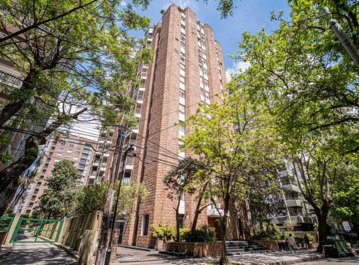 Departamento · 90m² · 4 Ambientes · 1 Cochera