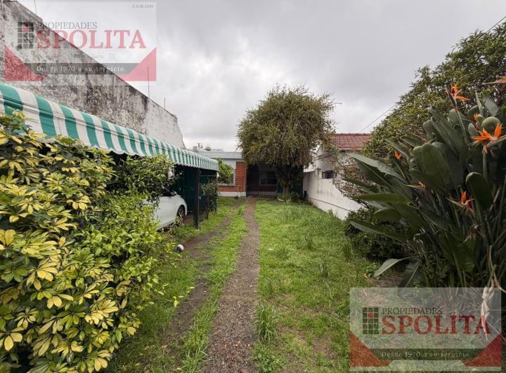 Casa · 5 Ambientes · 3 Cocheras