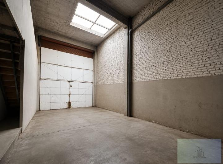 Depósito · 216m² · 2 Ambientes