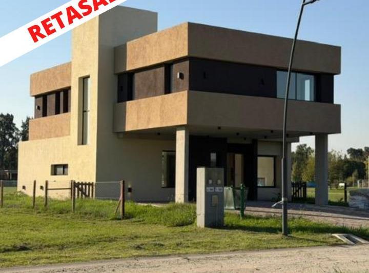 Casa · 181m² · 4 Ambientes · 2 Cocheras