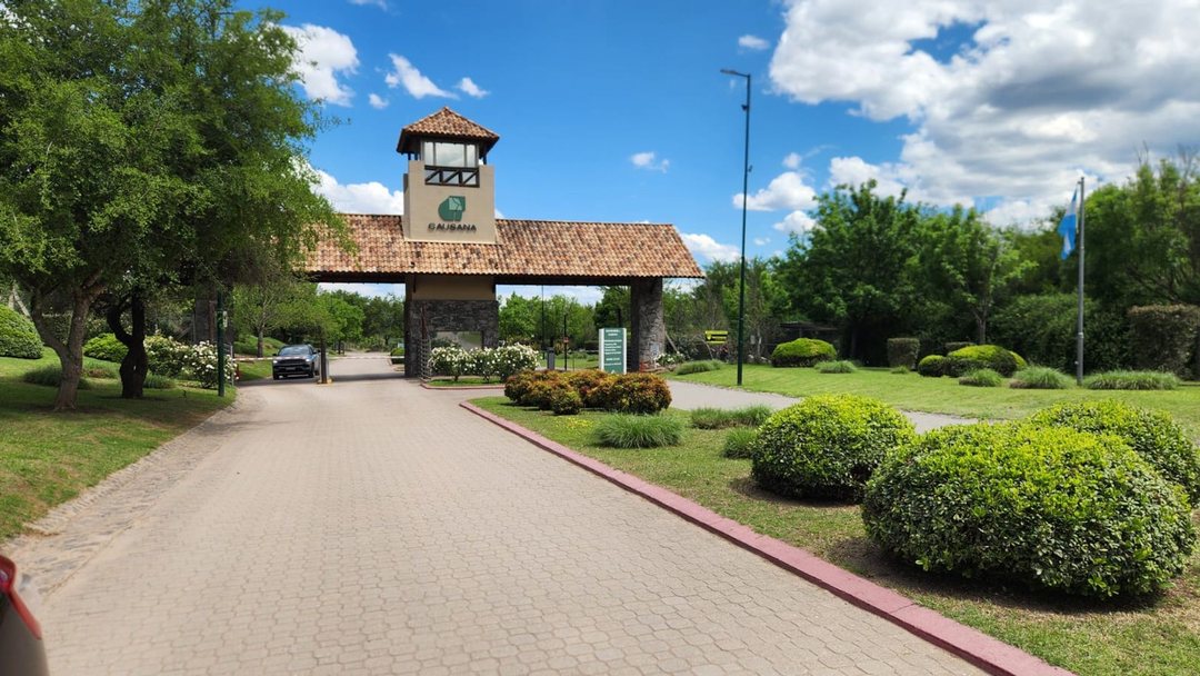 LOTE EN VENTA EN CAUSANA – VISTAS PANORÁMICAS