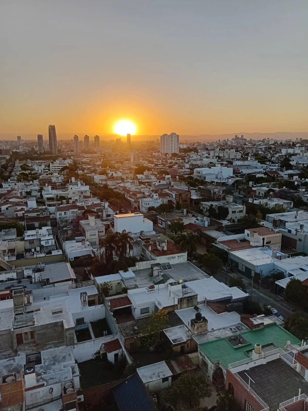 ALQUILER - DEPARTAMENTO 2 DORMITORIOS S/COCHERA  EN B° PATRIA 📍