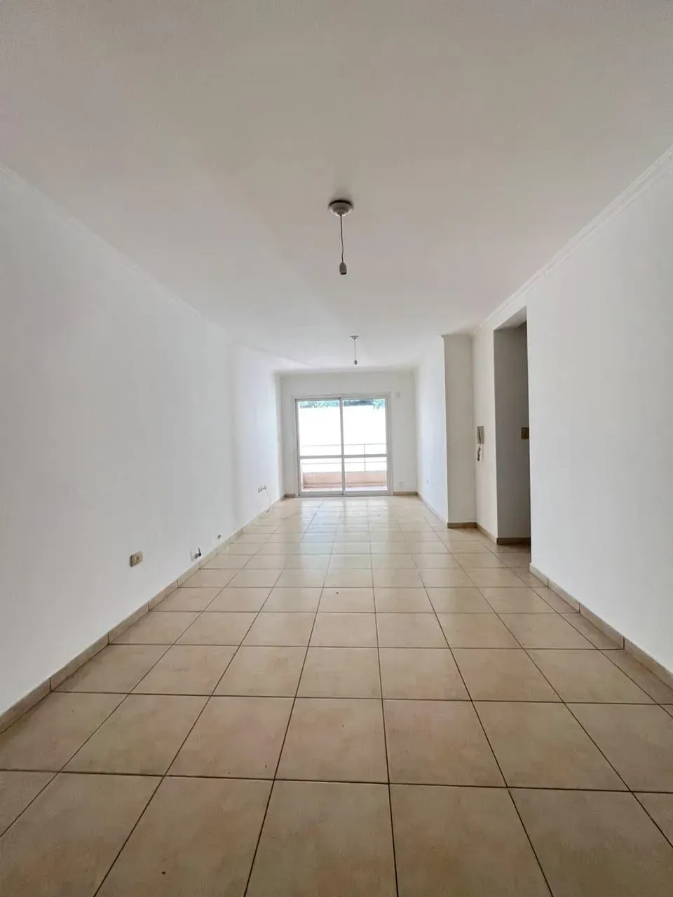 Departamento en venta, dos dormitorios frente a plaza Alberdi, General Paz
