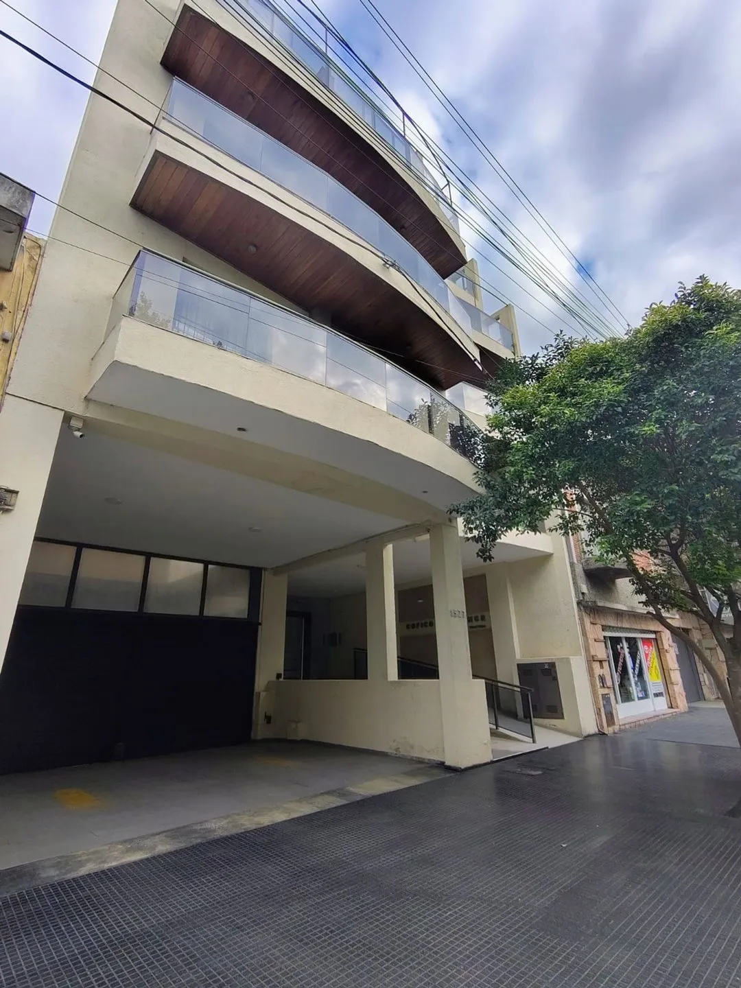 DEPARTAMENTO COFICO APTO CREDITO 3 D COCHERA PILETA BALCON TERRAZA AMENITIES PISO 5º CORDOBA VENTA
