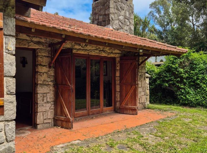 Casa · 122m² · 6 Ambientes