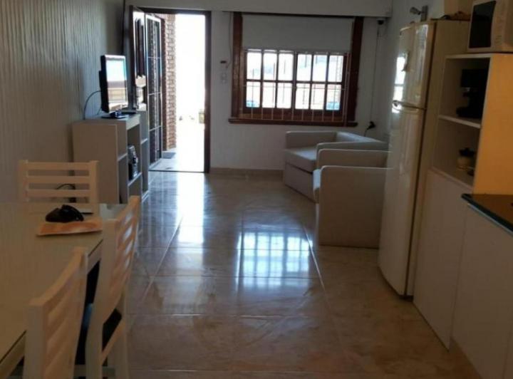 Departamento · 60m² · 2 Ambientes · 1 Cochera