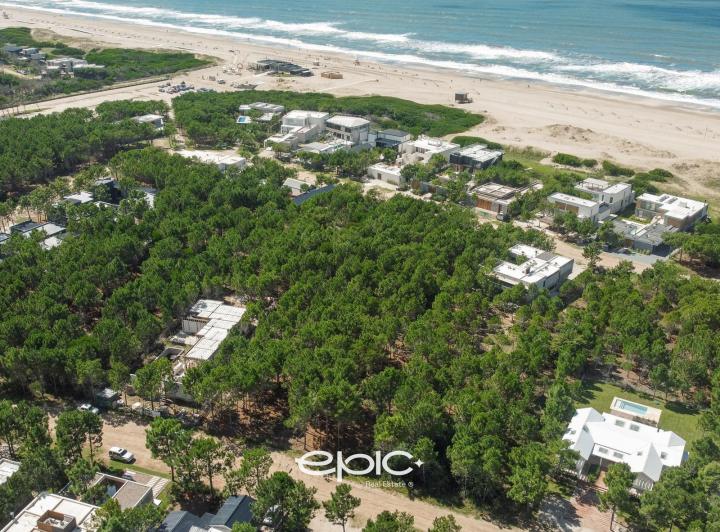 Terreno · 1037m²