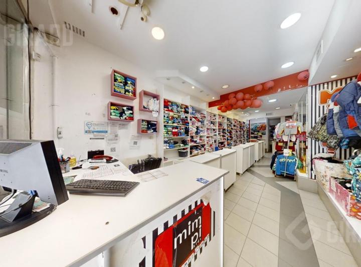 Local comercial · 70m² · 1 Cochera