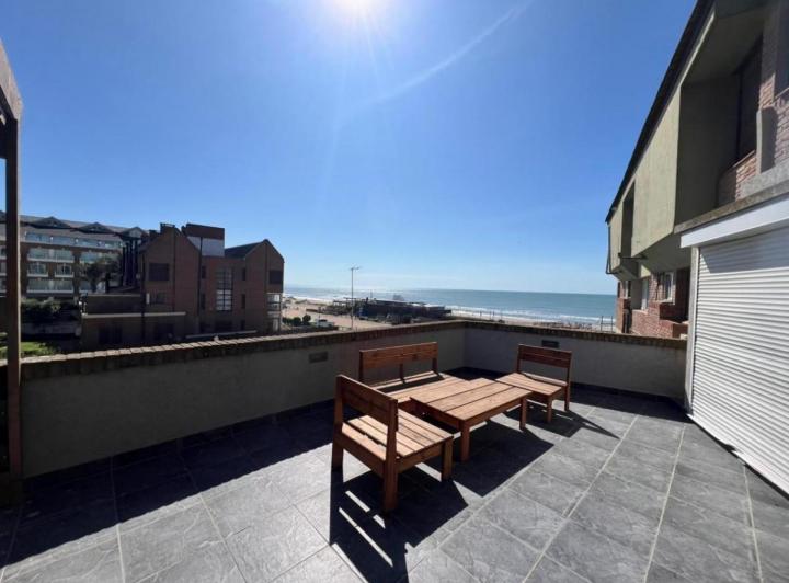 Departamento · 80m² · 3 Ambientes · 2 Cocheras