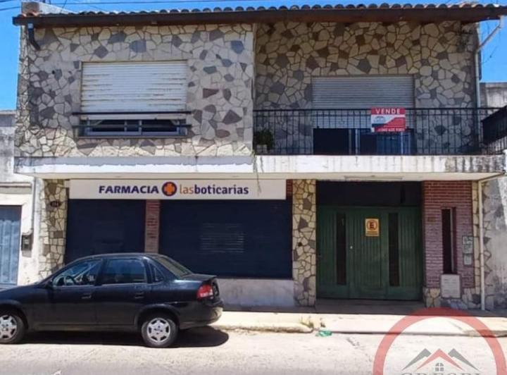 Casa · 90m² · 4 Ambientes · 1 Cochera