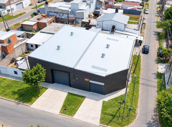 Bodega-Galpón · 202m² · 2 Ambientes