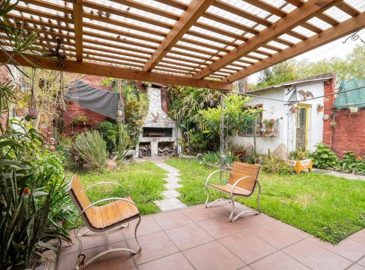 Casa · 96m² · 4 Ambientes · 1 Cochera