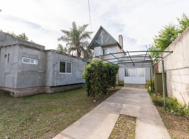 Casa · 92m² · 5 Ambientes · 1 Cochera