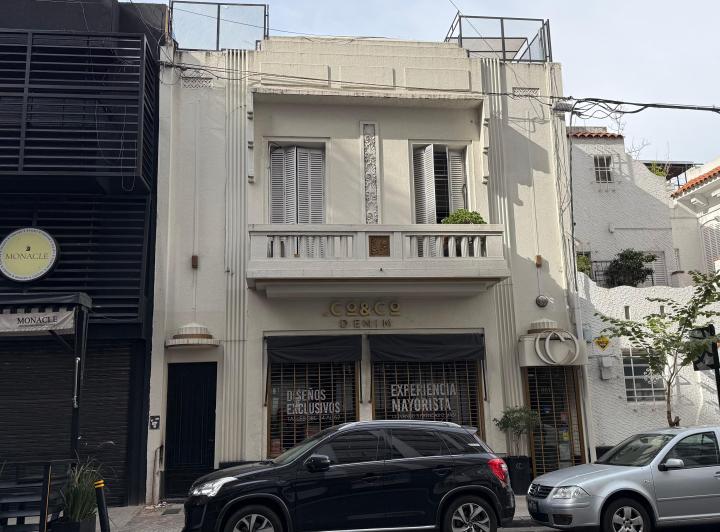 Local comercial · 134m² · 5 Ambientes