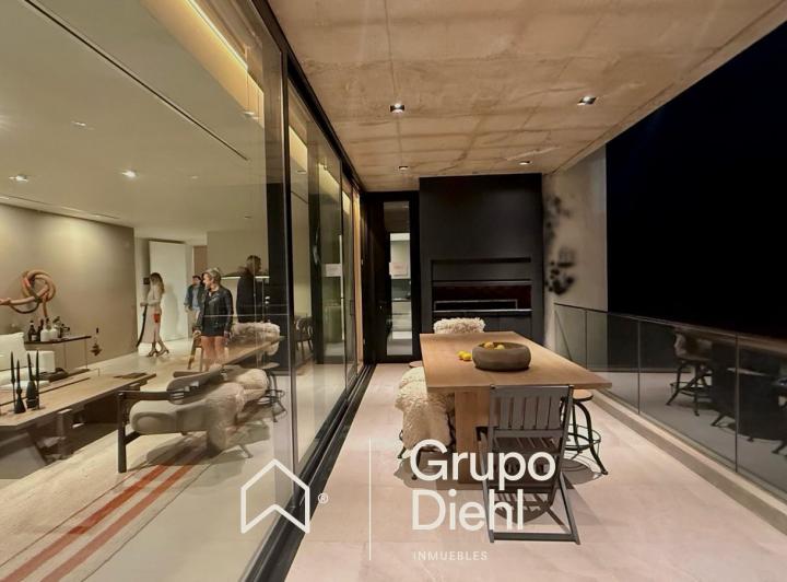 Departamento · 140m² · 6 Ambientes · 2 Cocheras