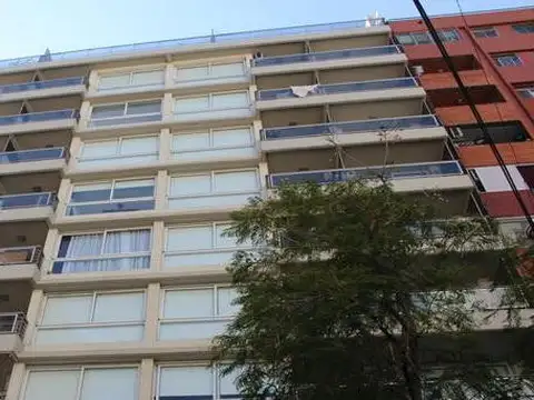Cochera en Alquiler en Centro, Rosario