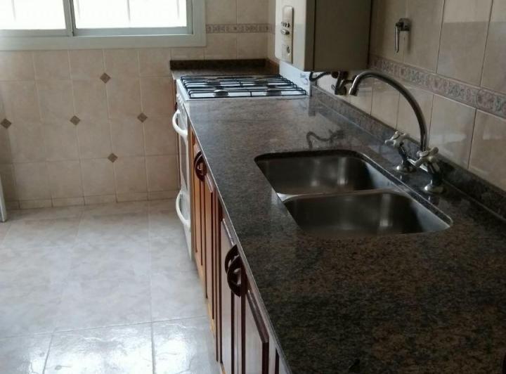 Departamento · 80m² · 6 Ambientes