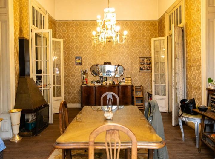 Departamento · 220m² · 5 Ambientes