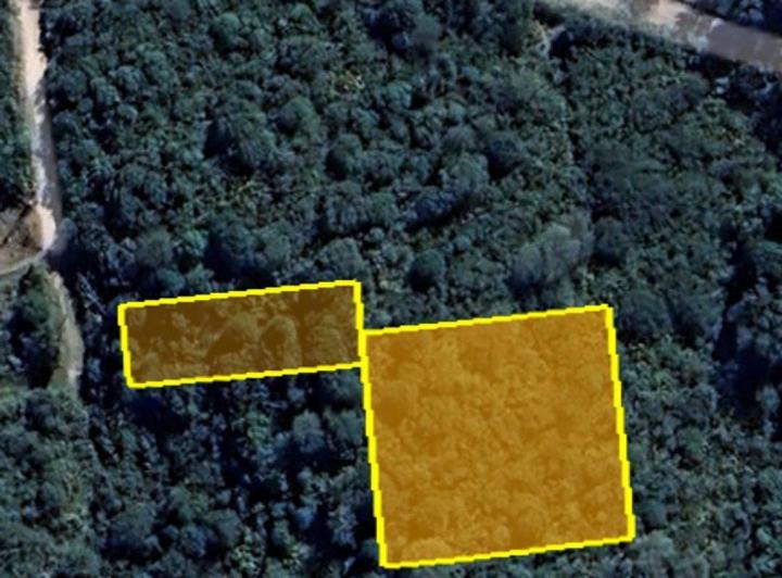 Terreno · 1638m²