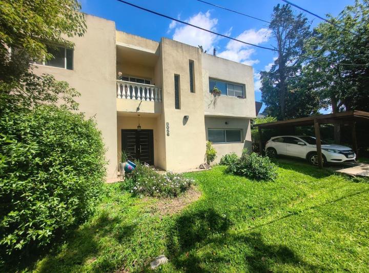 Casa · 150m² · 5 Ambientes · 1 Cochera