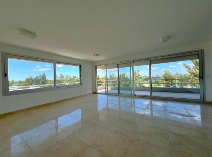 Departamento · 150m² · 4 Ambientes · 2 Cocheras