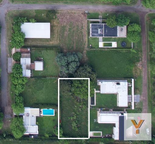 Terreno · 850m²