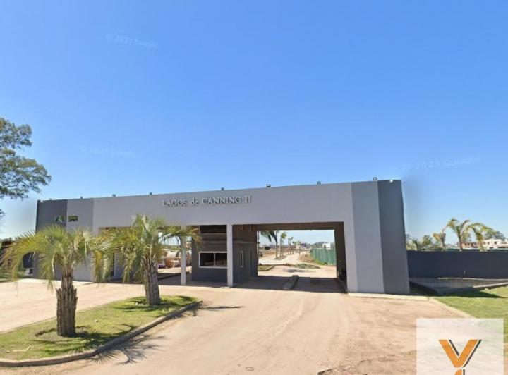 Terreno · 610m²