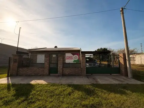 Casa en Venta en Soldini, Rosario