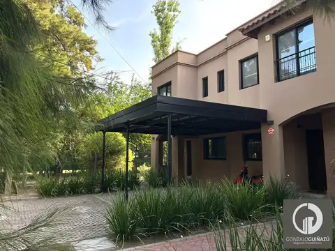 Casa en Venta en Fisherton, Rosario