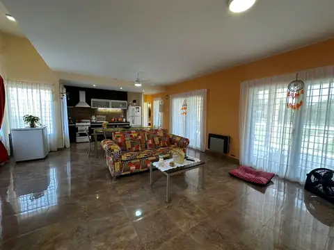 Casa en Venta en Pueblo Esther, Rosario