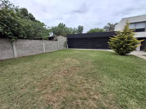 Terreno en Venta en Pueblo Esther, Rosario