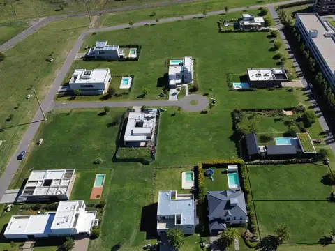 Terreno en Venta en Fisherton, Rosario