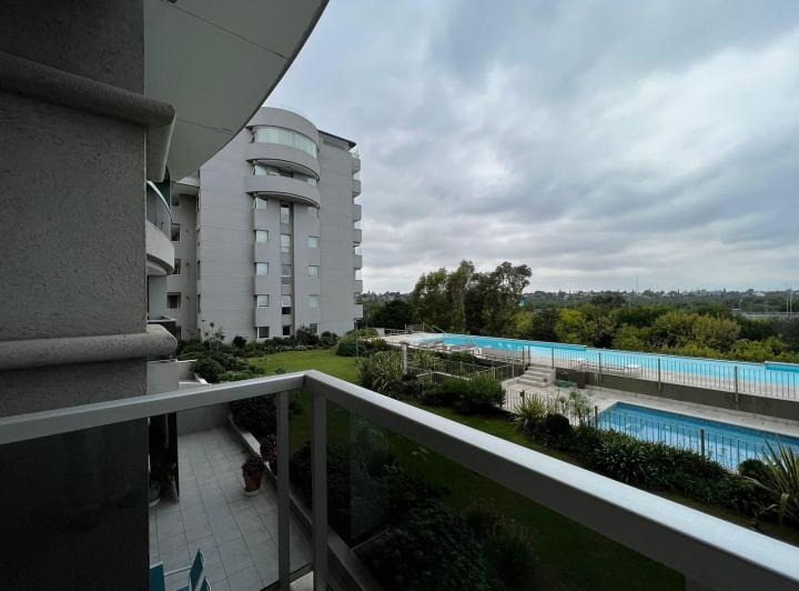 Departamento · 170m² · 5 Ambientes · 1 Cochera