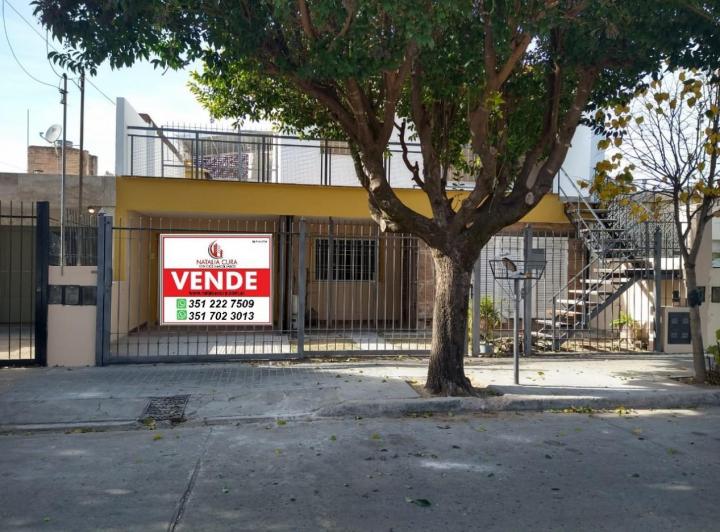 Casa · 269m² · 6 Dormitorios