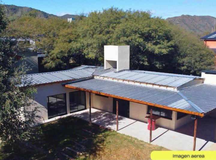 Casa · 95m² · 2 Ambientes