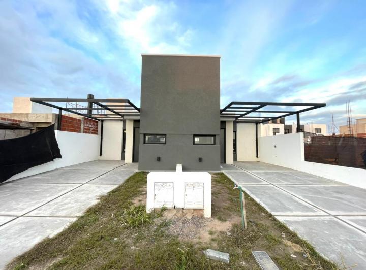 Casa · 102m² · 3 Ambientes