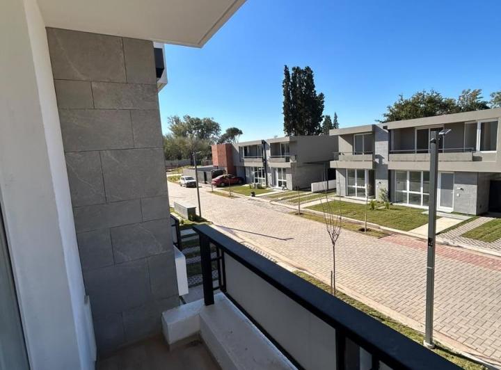 Casa · 129m² · 5 Ambientes