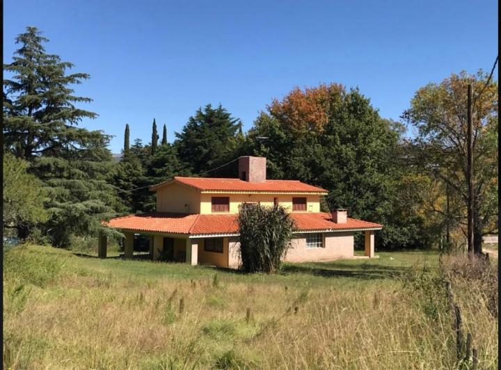 Casa · 300m² · 5 Ambientes