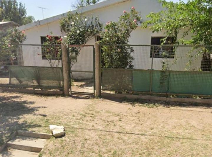 Casa · 102m² · 5 Ambientes · 1 Cochera