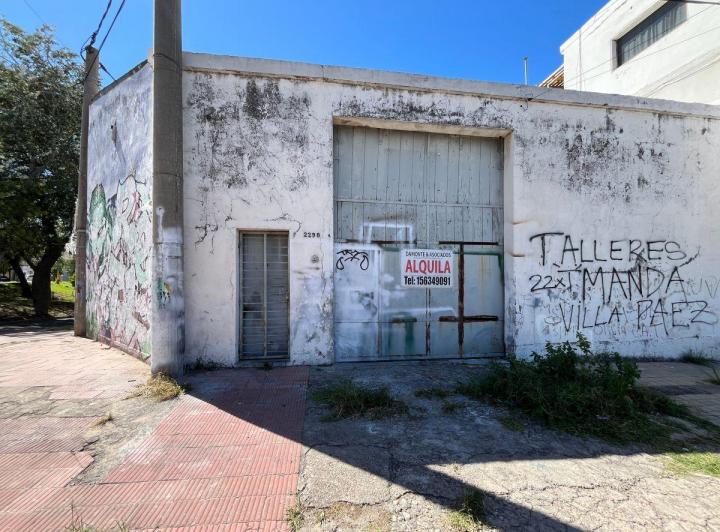 Local comercial · 200m² · 3 Ambientes