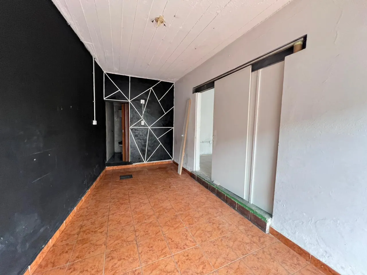 Avda. Maestro Vidal ALQUILER LOCAL MAS CASA DE 2 DORMITORIOS